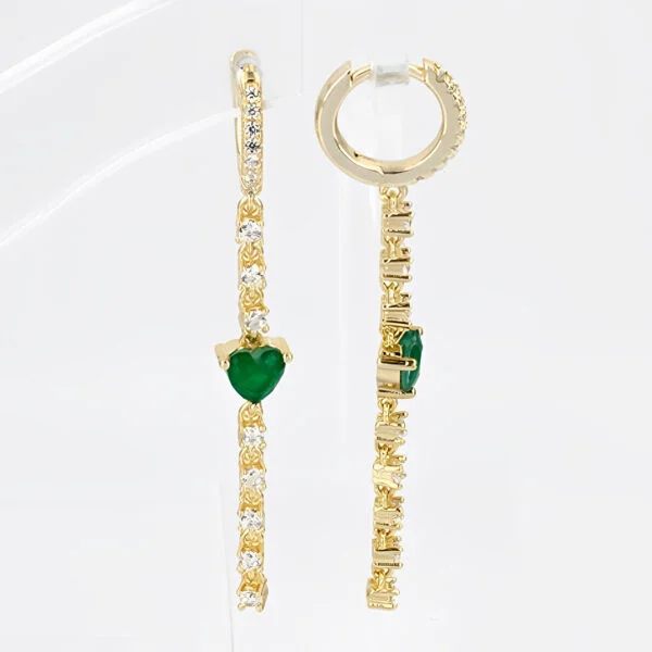 Long Earring With Emeralda & Heart